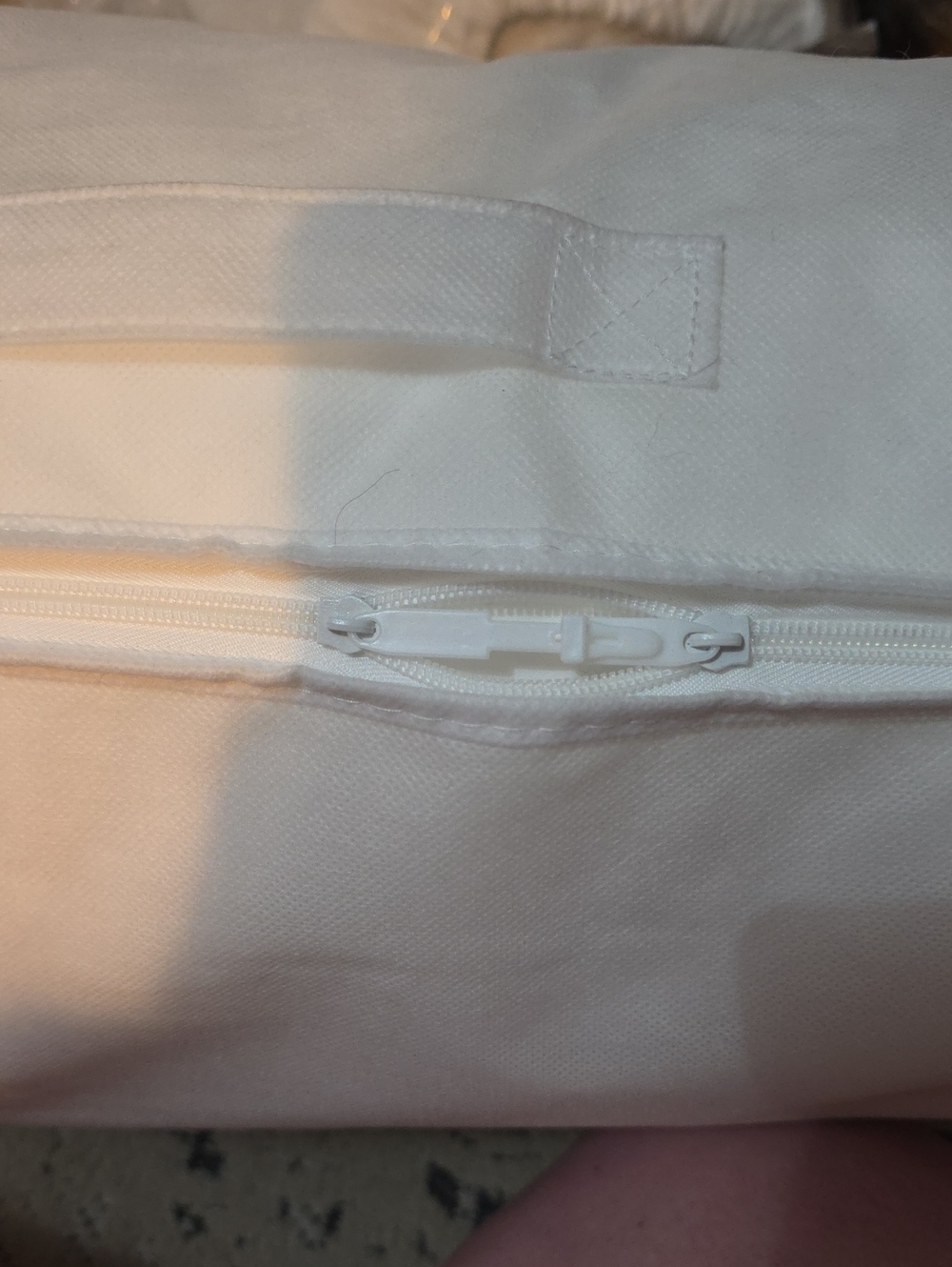 Quince Premium Down Alternative King Pillow (Medium/Firm) - Picture 5 of 5